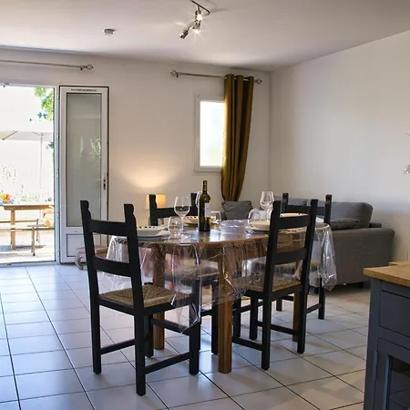 Maison La Rose Des Vents, Avec Wifi, Proche Et Commerces